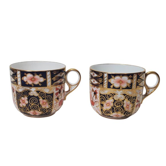 Antique Royal Crown Derby Imari Tea Cups & Saucers 1916 & 1921 - Picture 3 of 12